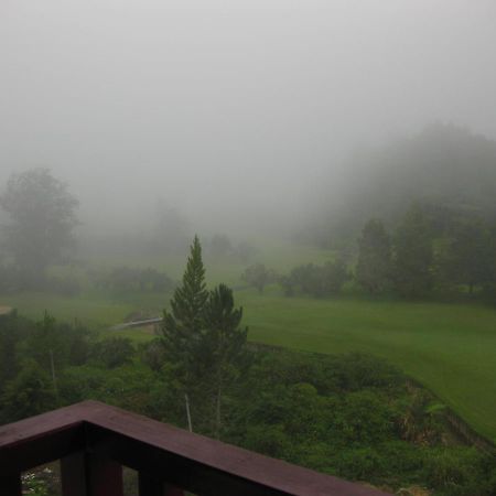 Teaz Apartment @ Iris House Resort Cameron Highlands Exteriör bild